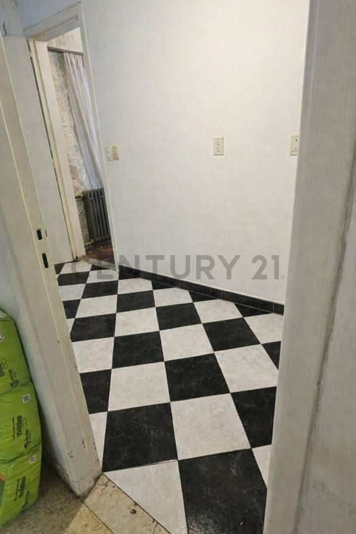 Foto de Casa 7 ambientes en 3 plantas - con mucho potencial para poner en valor, imagen 4