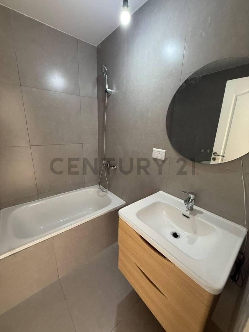 Foto de DEPARTAMENTO DE 3 AMB CON DOBLE COCHERA Y BAULERA EN VENICE CIUDAD, imagen 1