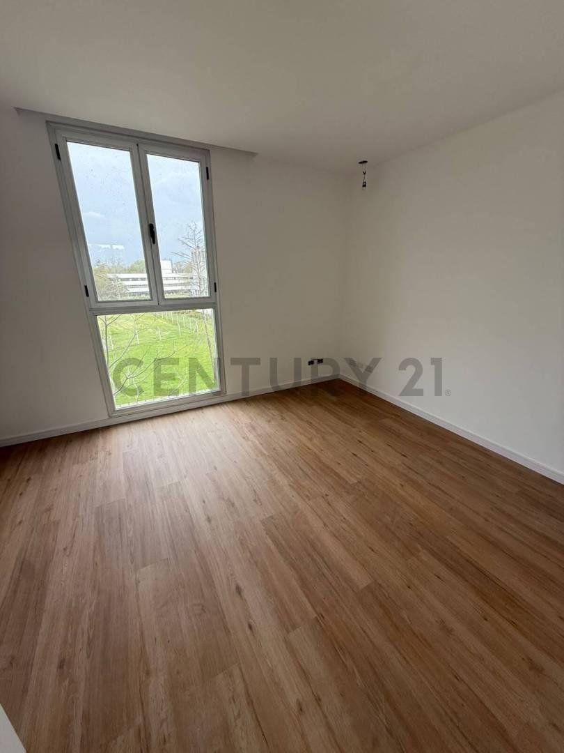 Foto de DEPARTAMENTO DE 3 AMB CON DOBLE COCHERA Y BAULERA EN VENICE CIUDAD, imagen 5
