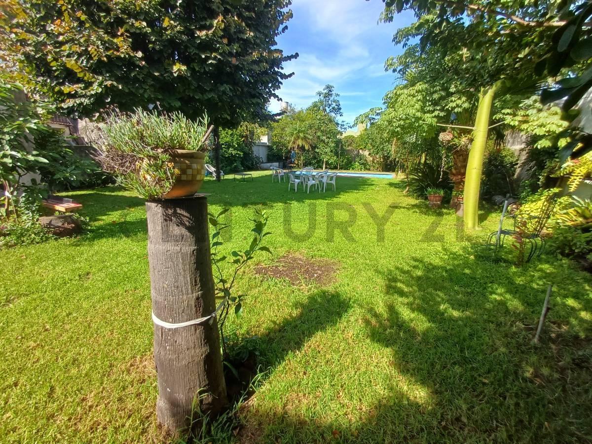 Foto de Casa 5 Ambientes con jardin y pileta+ Departamento 3 ambientes - Todo, imagen 1