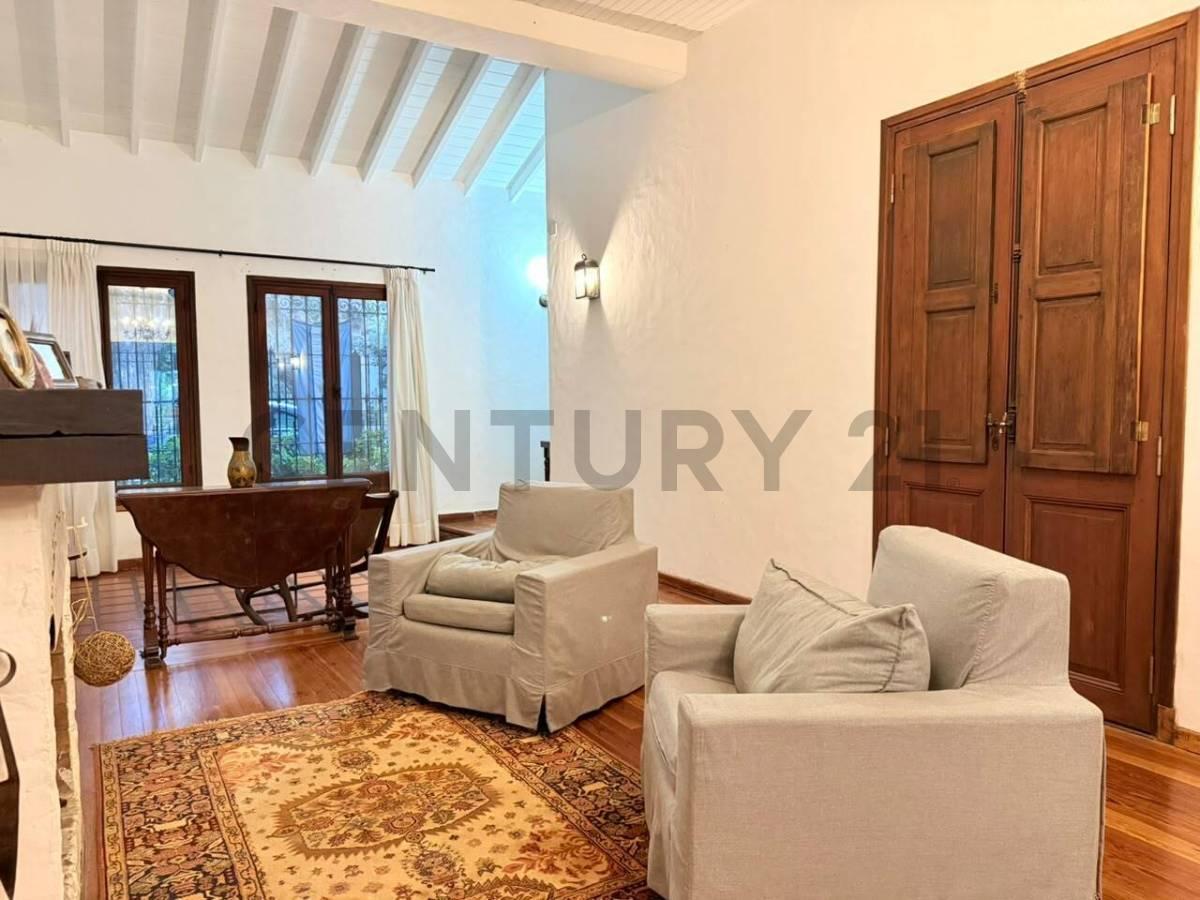 Foto de Casa en venta 5 ambientes con Jardin en Martinez, imagen 4