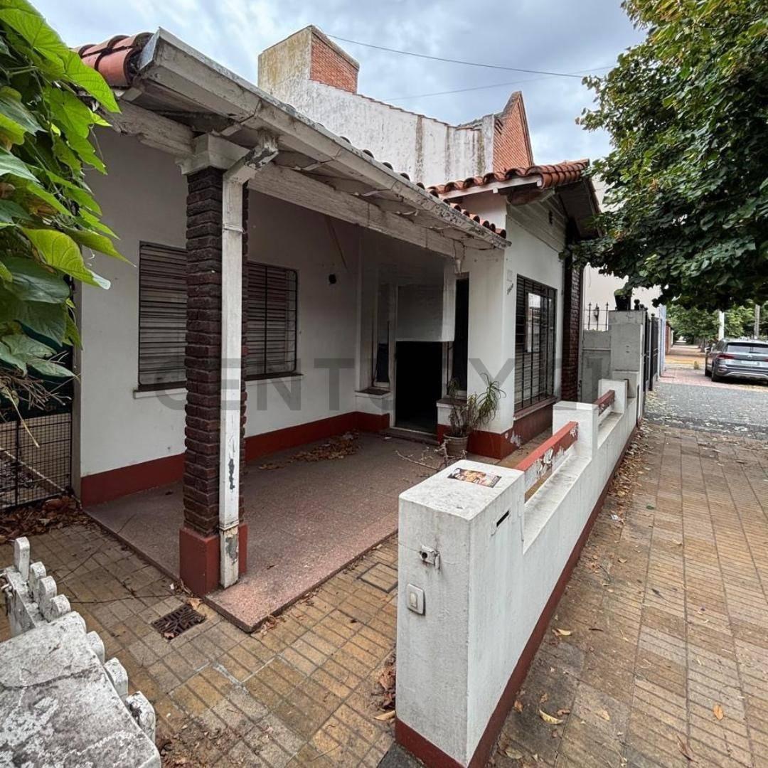 Foto de Venta Casa 3 amb en Florida con jardín a Reciclar - apto DUPLEX, imagen 5