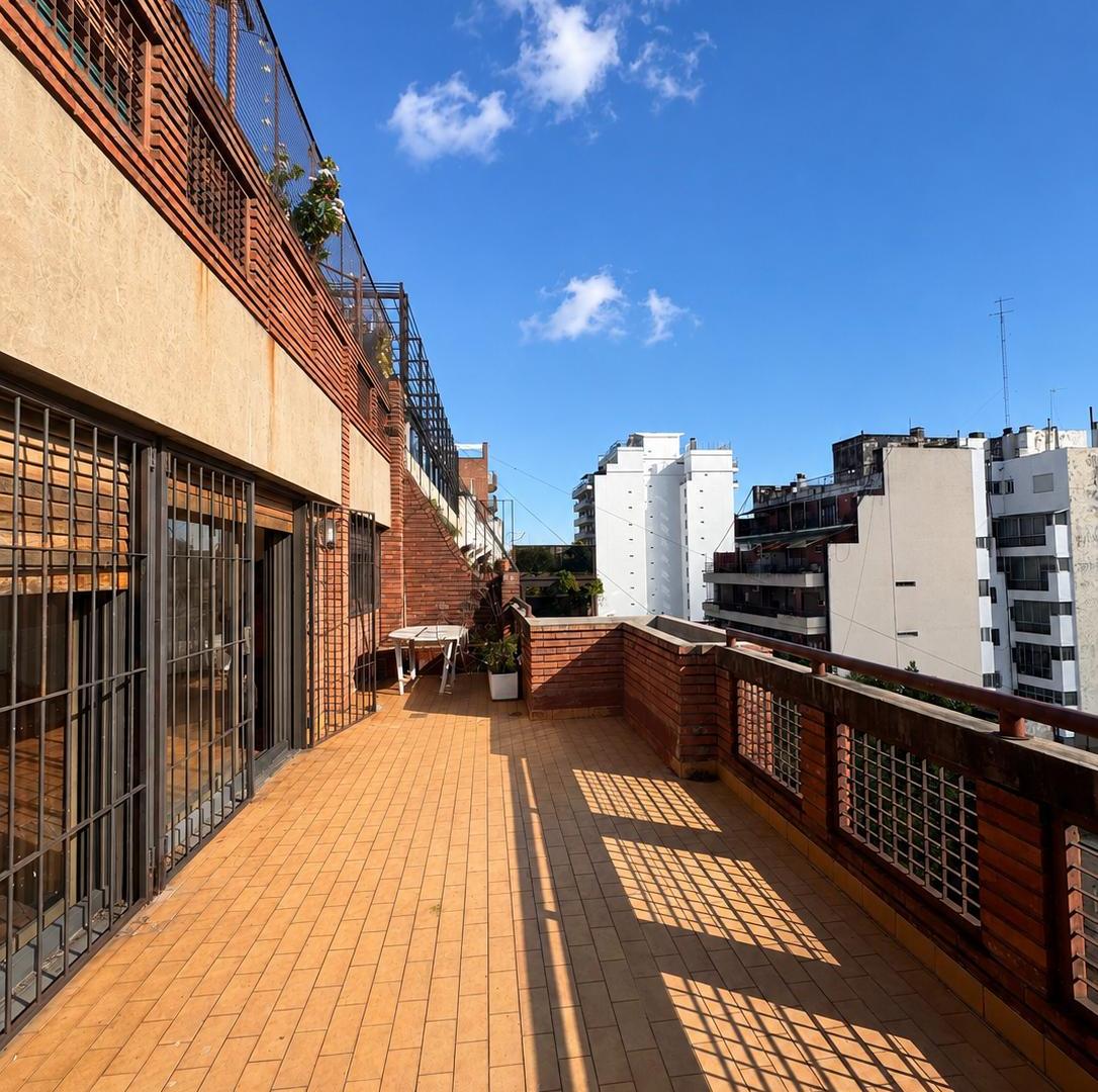 Foto de Exclusivo piso 218m2 totales, sumamente amplio y luminoso, imagen 1