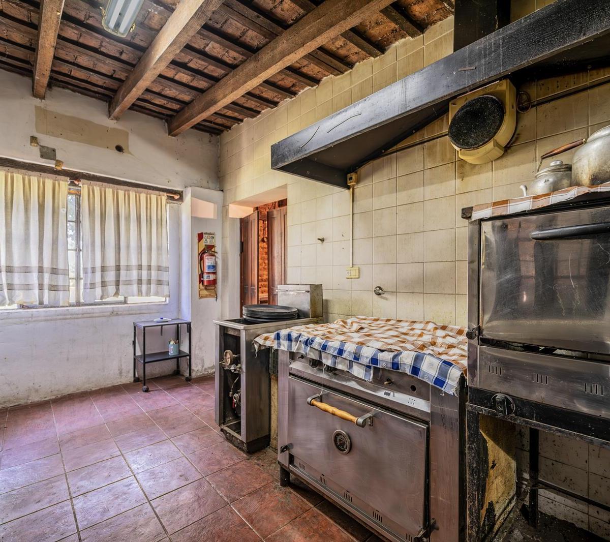 Hotel Boutique Restaurante de Campo en Venta en Villa Ruiz 5