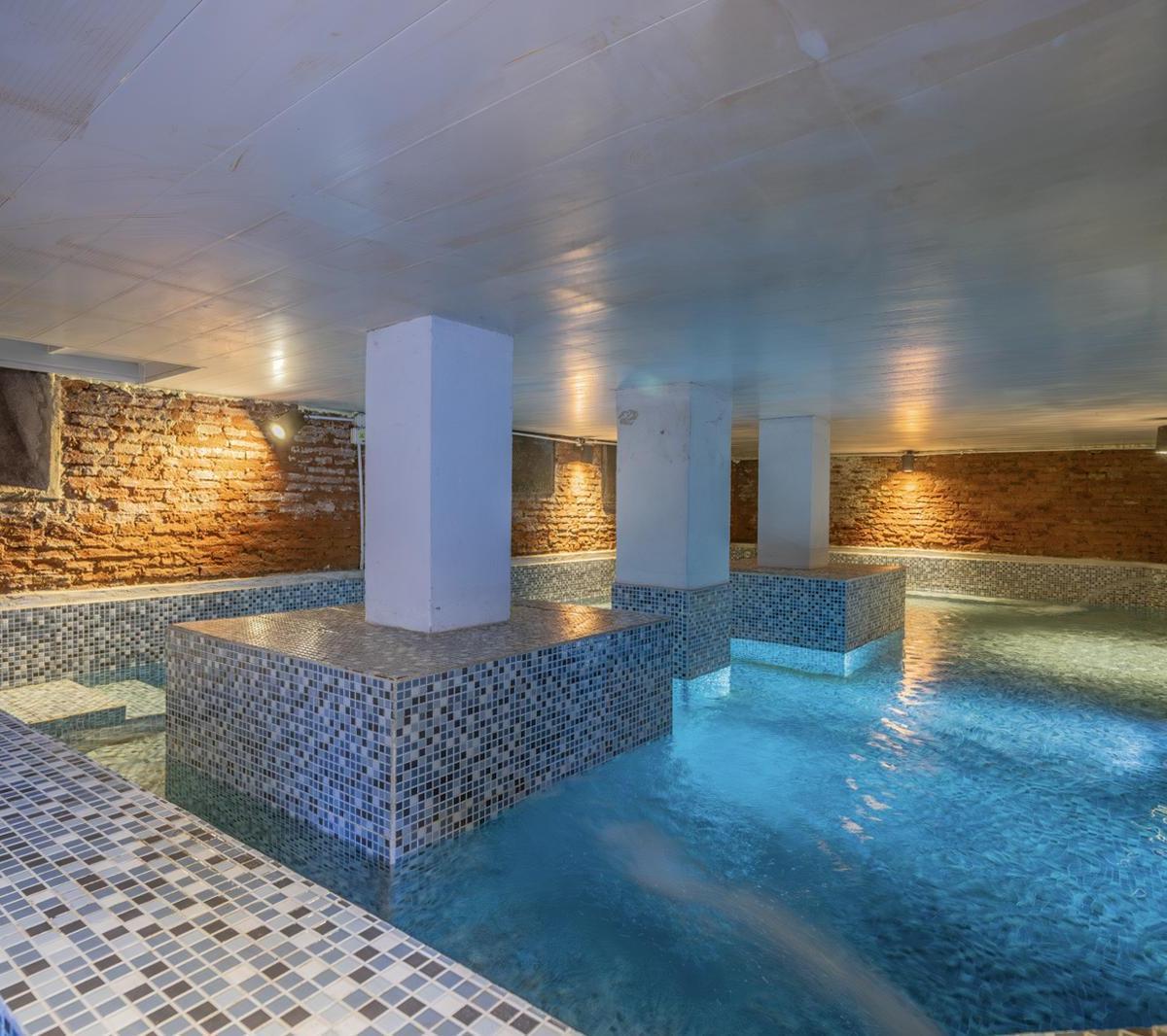 Hotel Boutique Restaurante de Campo en Venta en Villa Ruiz 2
