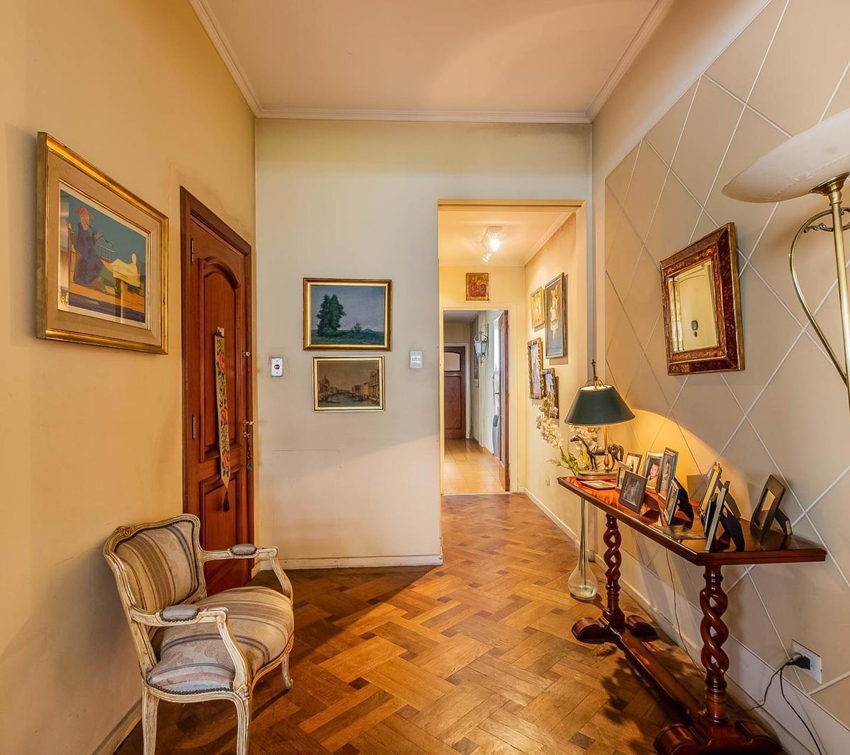 Venta Departamento 7 Ambientes con Terraza Privada en Flores - Caballito 1