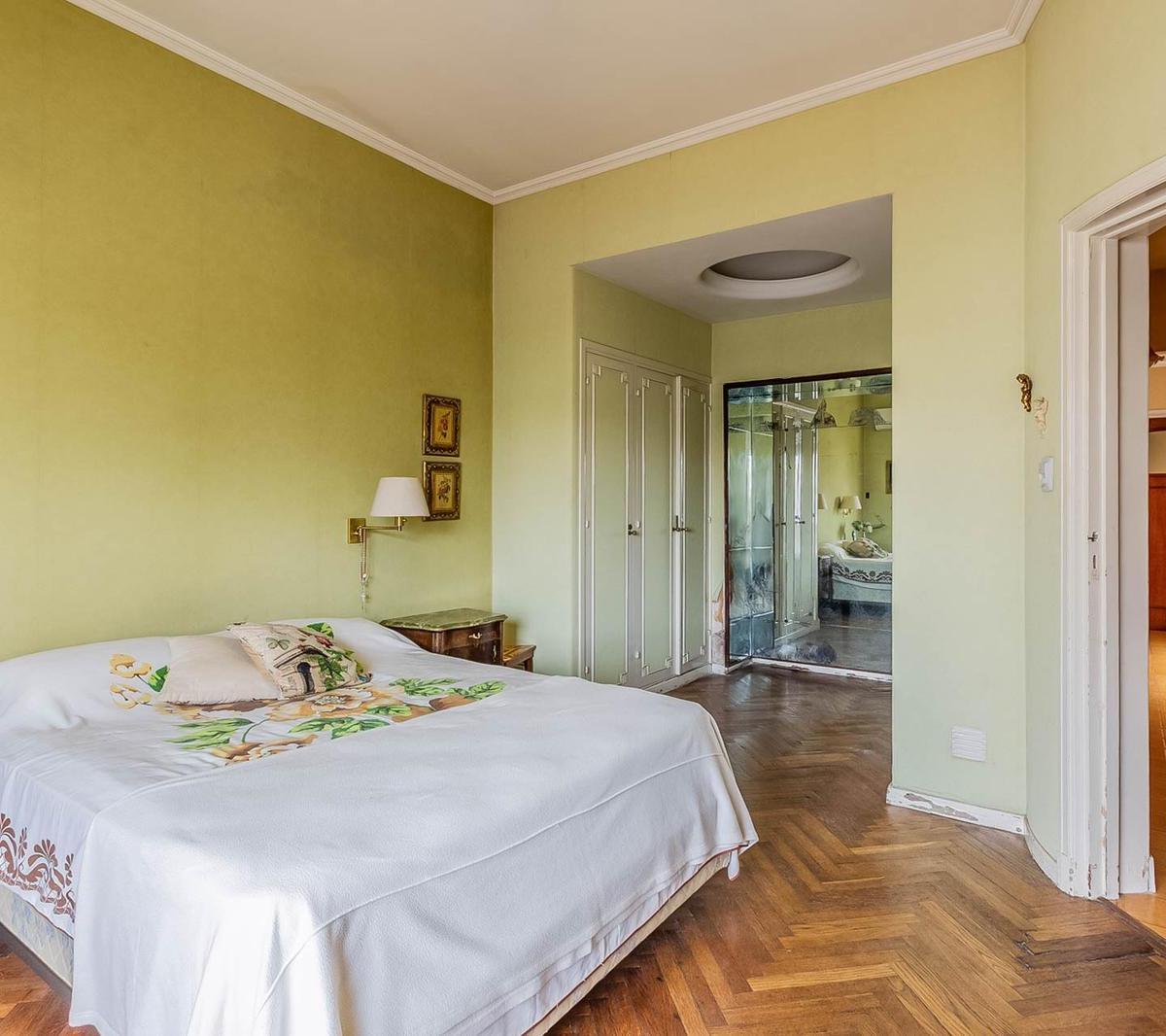 Venta Departamento 7 Ambientes con Terraza Privada en Flores - Caballito 3