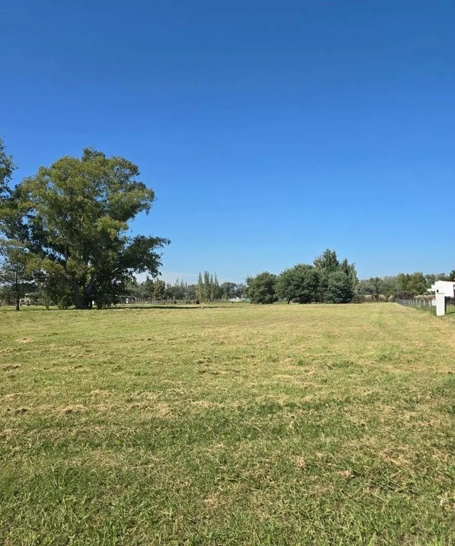 Venta Terreno Financiacion o Permuta Lote Zona Oeste Lujan Barrio Cerrado Comarcas de Lujan 2000 m2 4