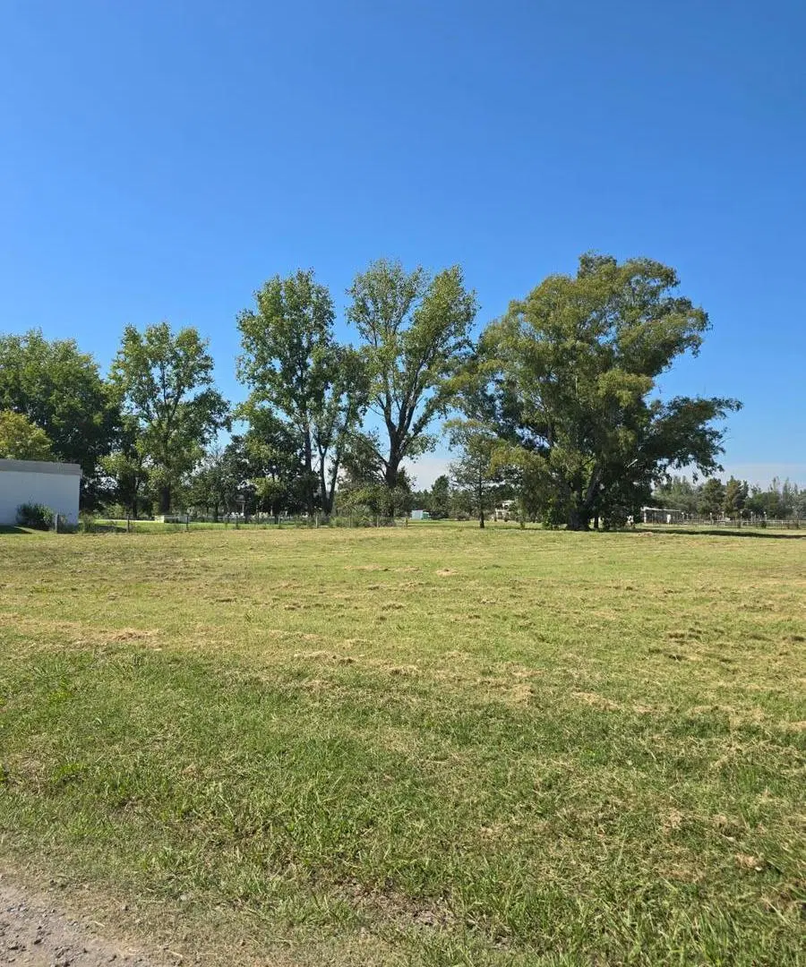 Venta Terreno Financiacion o Permuta Lote Zona Oeste Lujan Barrio Cerrado Comarcas de Lujan 2000 m2 5