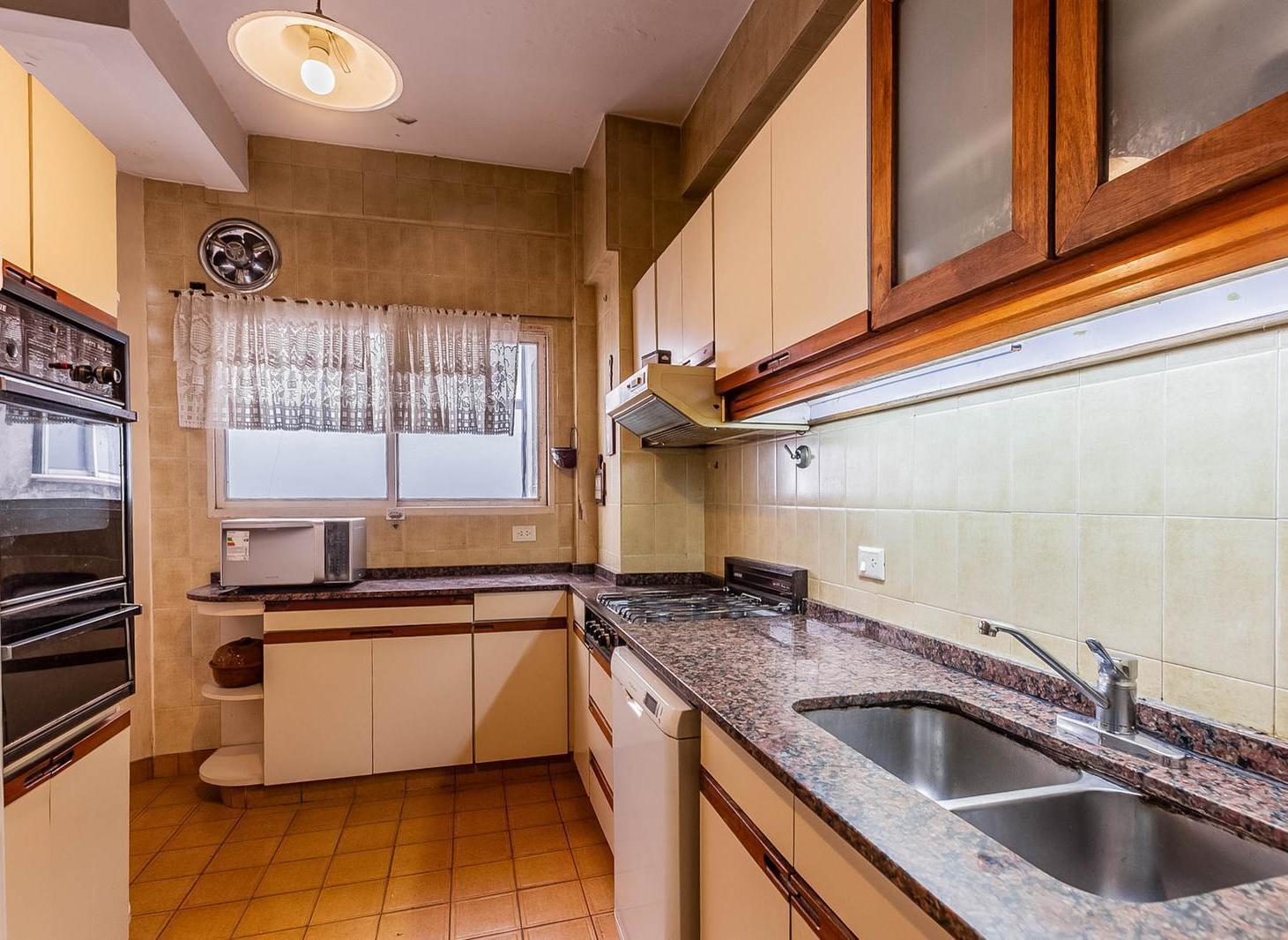 Venta Departamento 7 Ambientes con Terraza Privada en Flores - Caballito