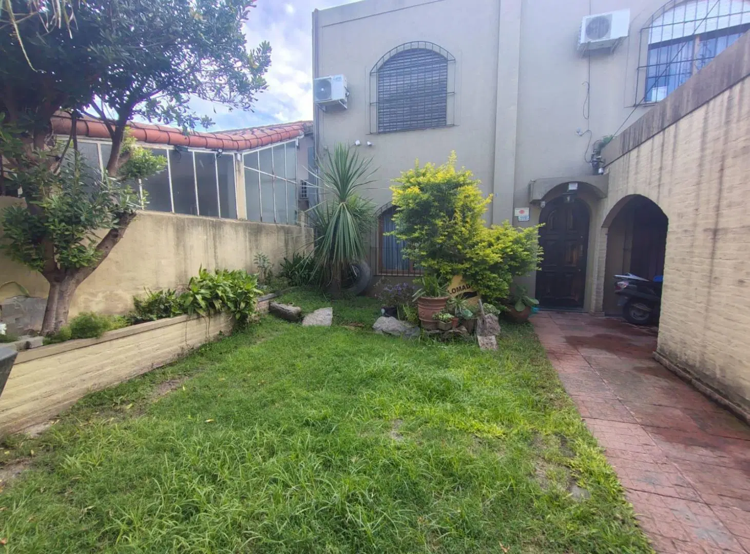 VENTA CASA 3 DORMITORIOS SAN ANTONIO DE PADUA CON PILETA 2
