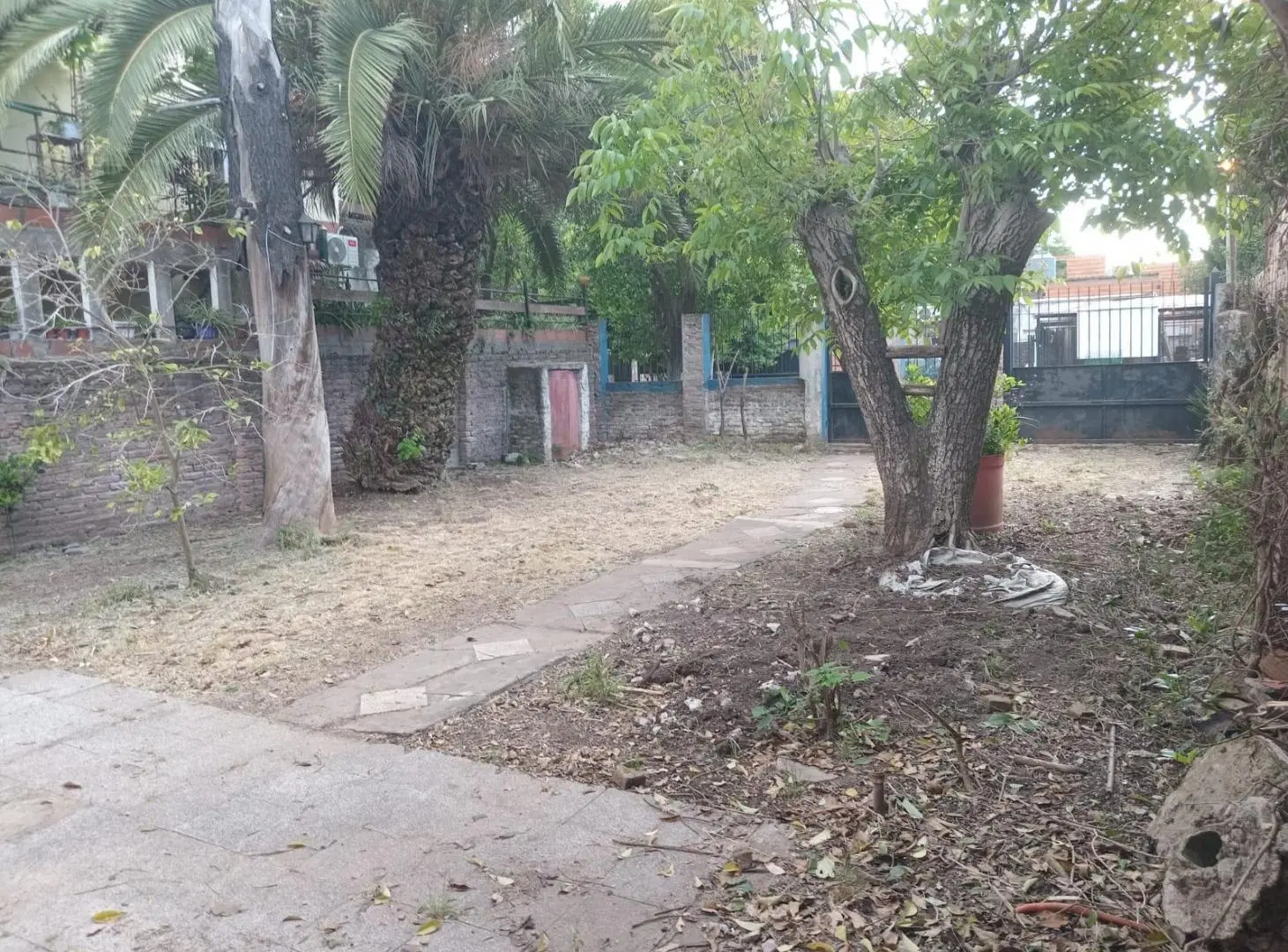 VENTA URGENTE de Casa a Refaccionar Merlo FINANCIACION USD 20.000 y CUOTAS 4