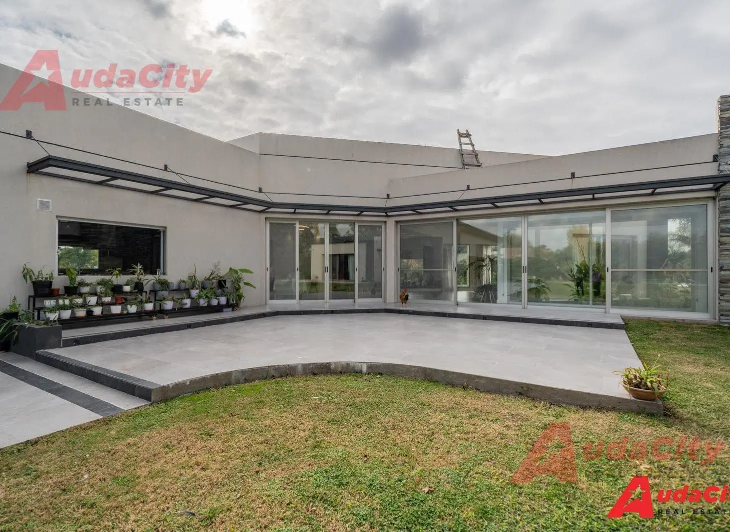 CASA EN VENTA BARRIO CERRADO 6 DORMITORIOS LUJAN ZONA OESTE BS.AS. 4