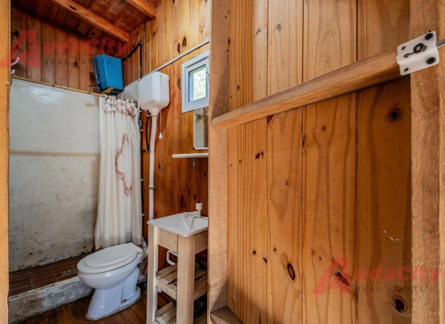 VENTA COMPLEJO DE CABAÑAS DELTA DEL RIO SARMIENTO TIGRE 3000 METROS LOTE 5