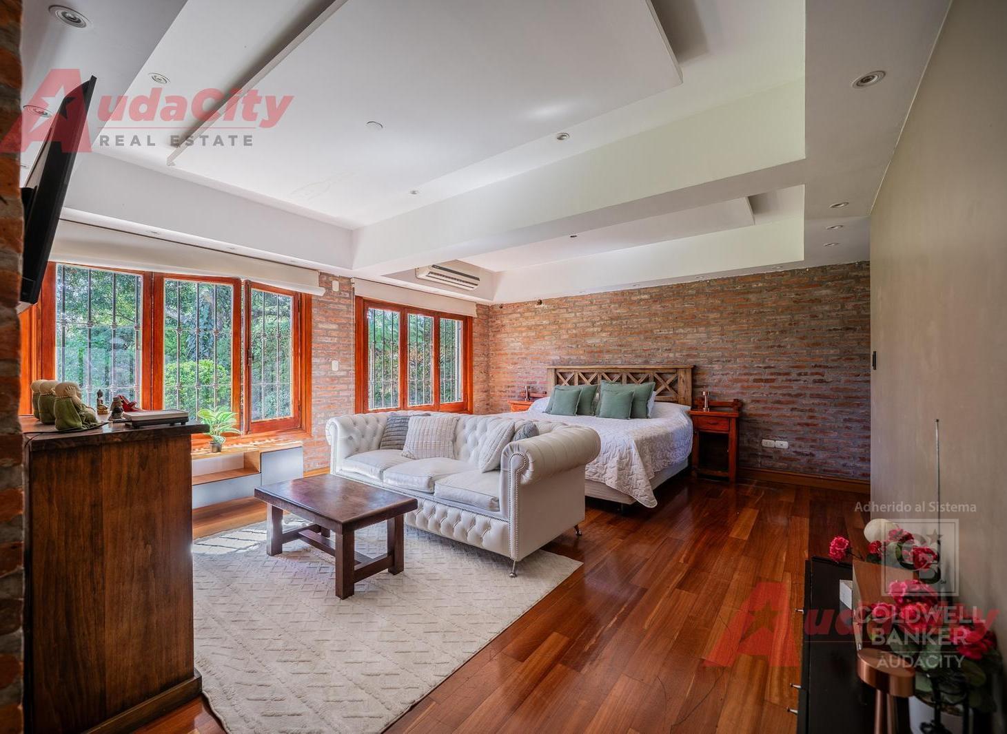 VENTA CASA QUINTA 6 AMBIENTES ITUZAINGO CON PILETA