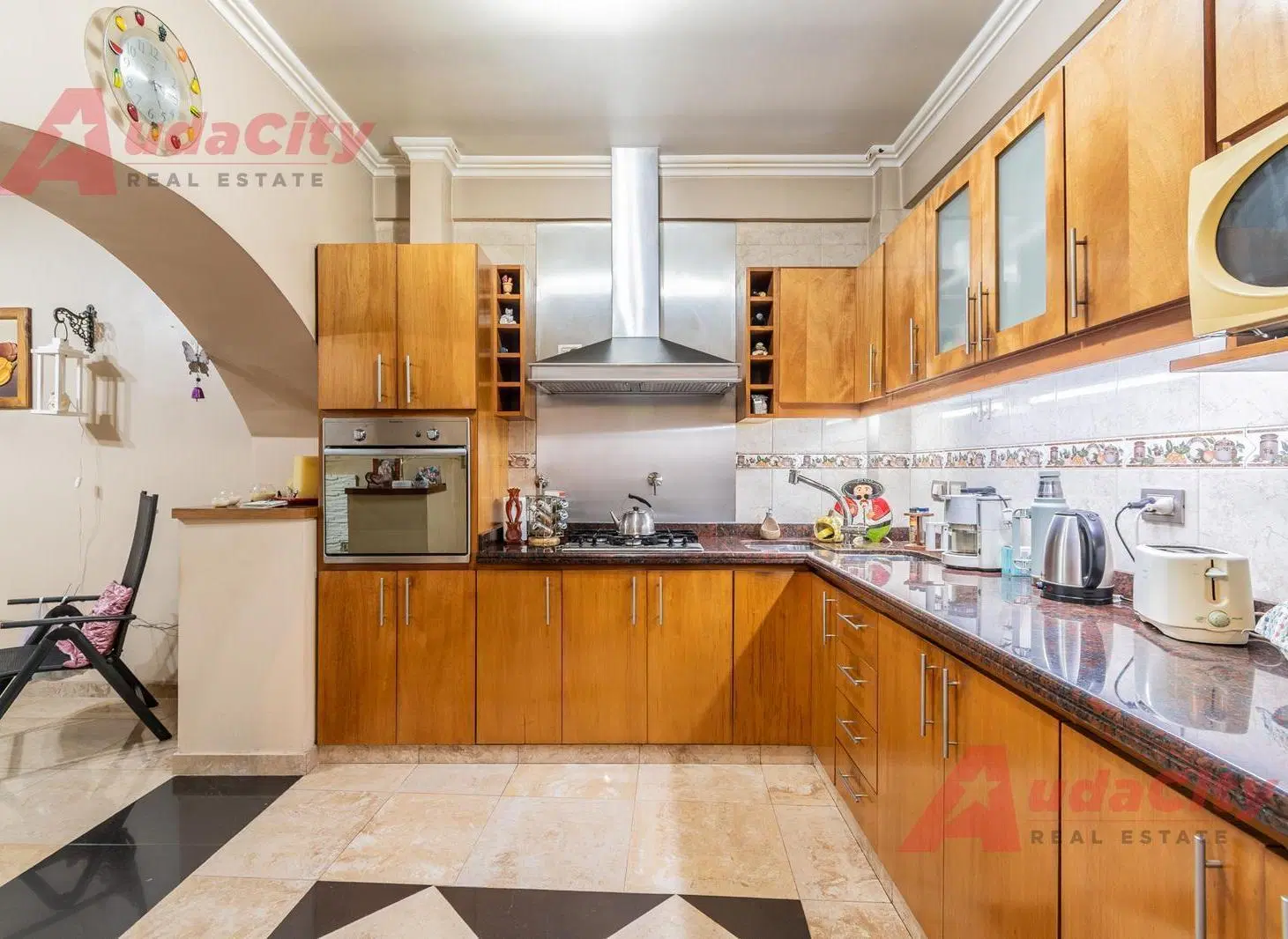 Venta Casa 3 ambientes con patio y terraza en San Justo 3