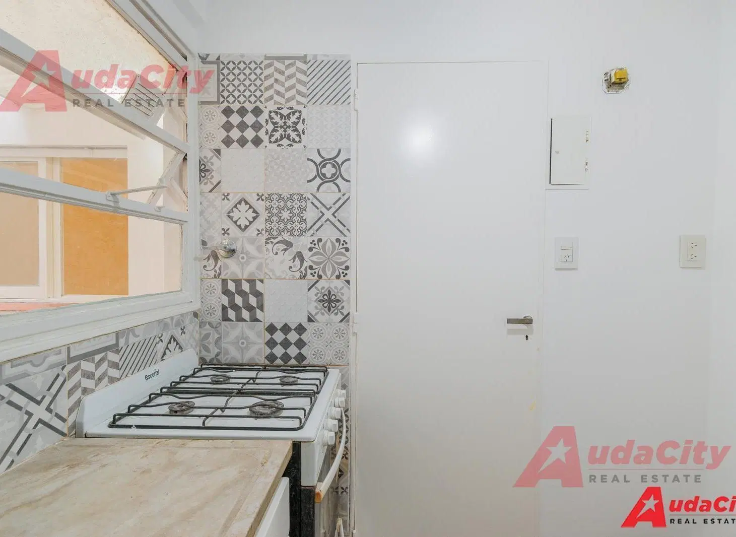 Venta Departamento 2 ambientes CON PATIO en Boedo CABA 2