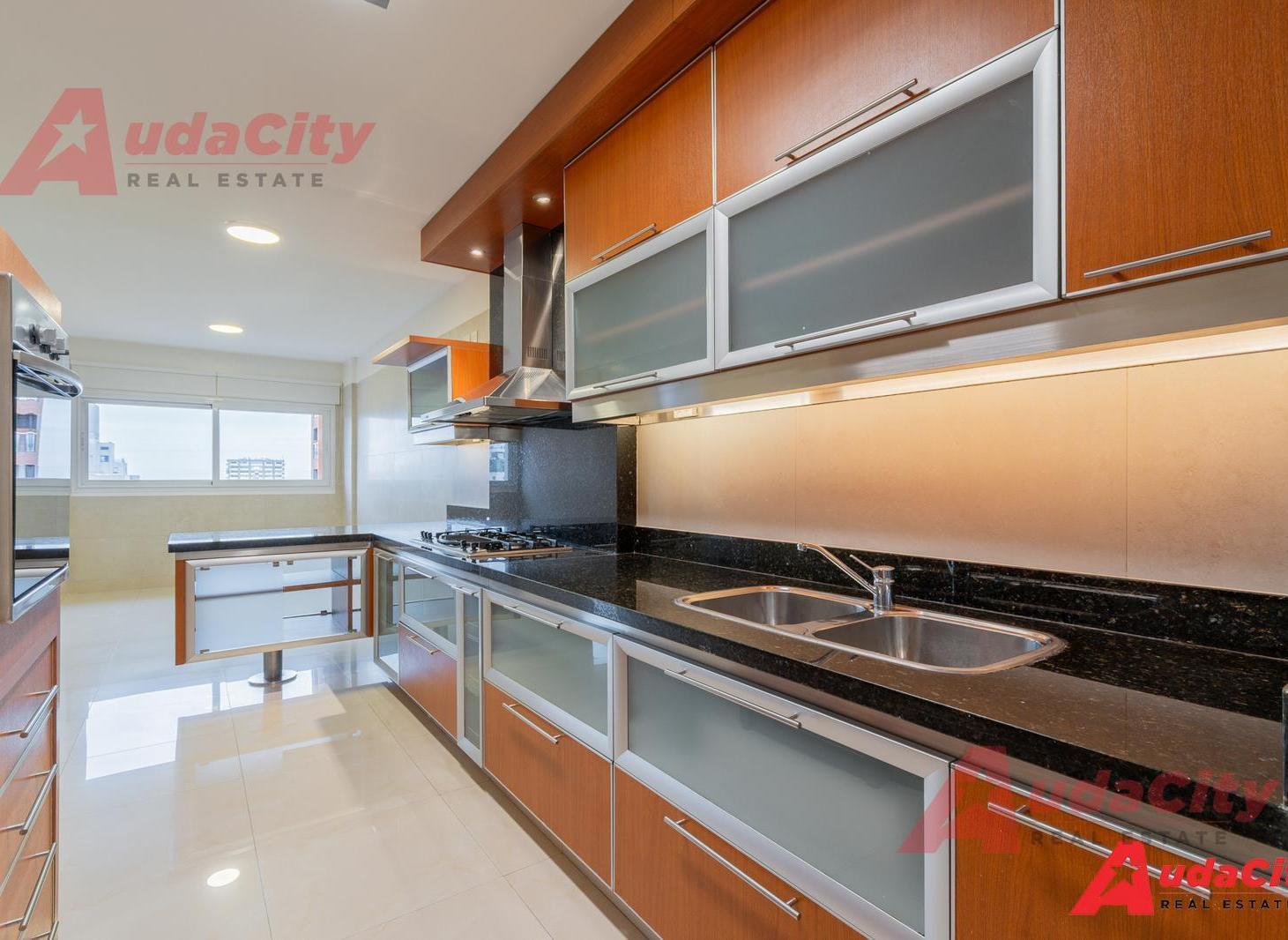 Foto de Alquiler Departamento 5 Ambientes con Dependencia Cochera en Belgrano, imagen 5