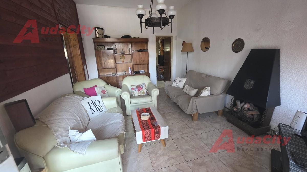 Foto de VENTA CASA 4 AMBIENTES PALOMAR CON PILETA, imagen 1