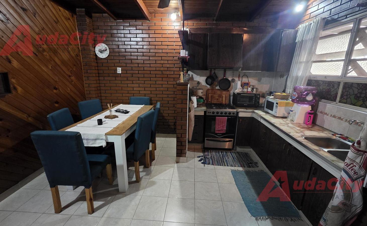 Foto de VENTA CASA 4 AMBIENTES PALOMAR CON PILETA, imagen 5