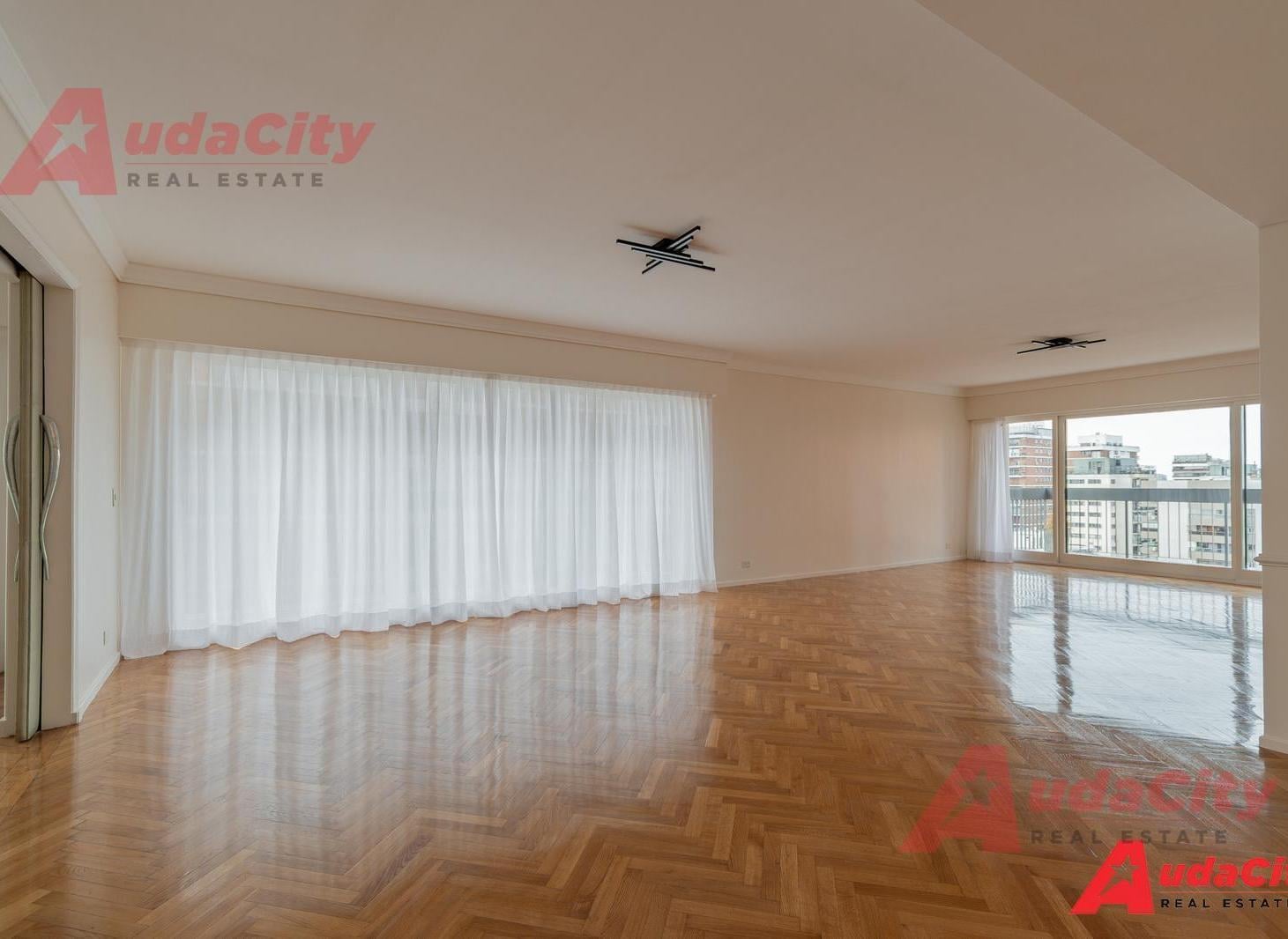 Foto de Alquiler Departamento 5 Ambientes con Dependencia Cochera en Belgrano, imagen 2