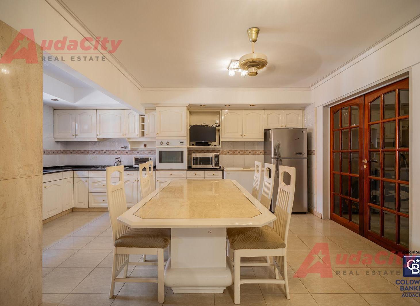 Foto de Venta casa 5 ambientes en Villa Lugano, Caba con quincho y pileta, imagen 2