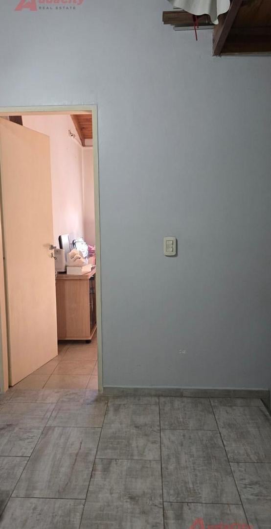 Foto de CASA DUPLEX EN VENTA 2 DORMITORIOS GARAGE LOS POLVORINES, imagen 3