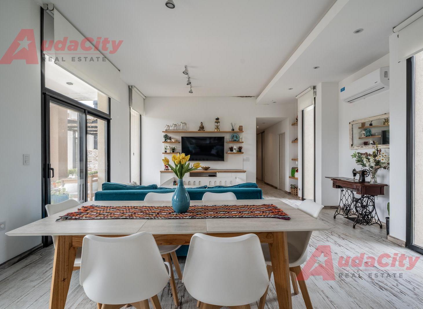 Foto de Casa 3 Ambientes + SUM en Venta en Comarcas de Luján, imagen 1