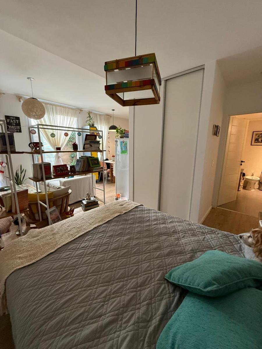 Increible Monoambiente con Patio / Virgilio 400 2