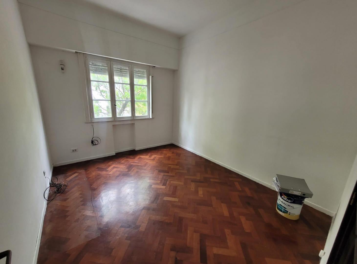 Foto de Departamento de 3 ambientes al frente con balcón / 2DO PISO POR ESCALERA, imagen 2