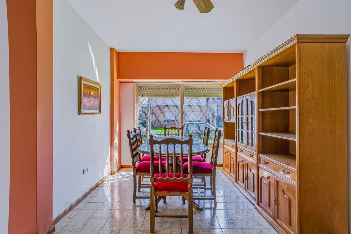 Foto de Venta de Casa 4 Ambientes con Patio, Terraza y Cochera en Quilmes., imagen 5