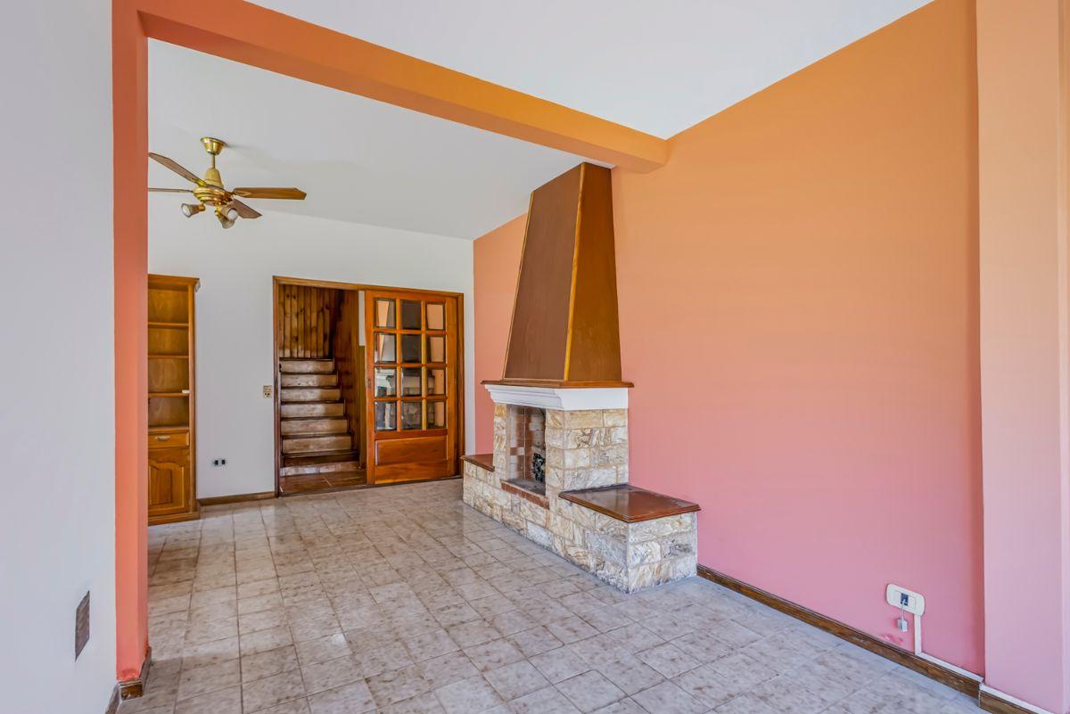 Foto de Venta de Casa 4 Ambientes con Patio, Terraza y Cochera en Quilmes., imagen 3
