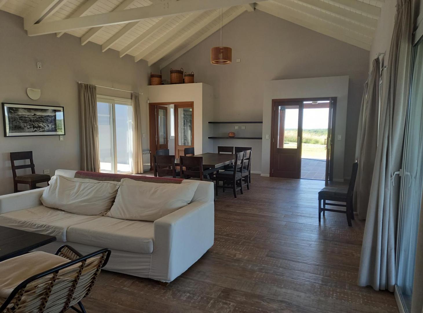 Foto de Exclusiva Casa en Venta en Pueblo Estancia La Paz, imagen 3