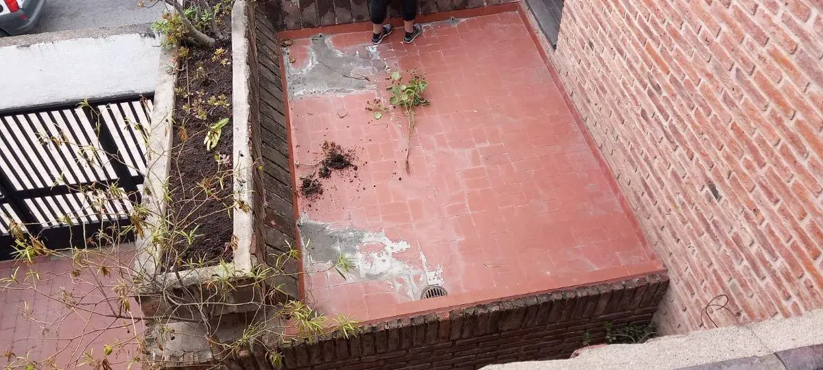 CASA TRES DORMITORIOS MUCHOS AMBIENTES - ALTO ALBERDI 4
