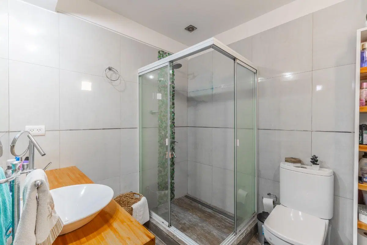 CASA EN VENTA. CHAJARÍ 3500 3