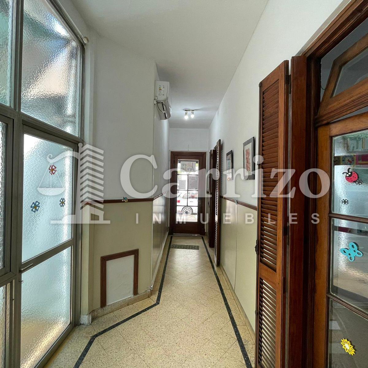 Casa en Venta Apto Para Oficinas/consultorios en Morón 4