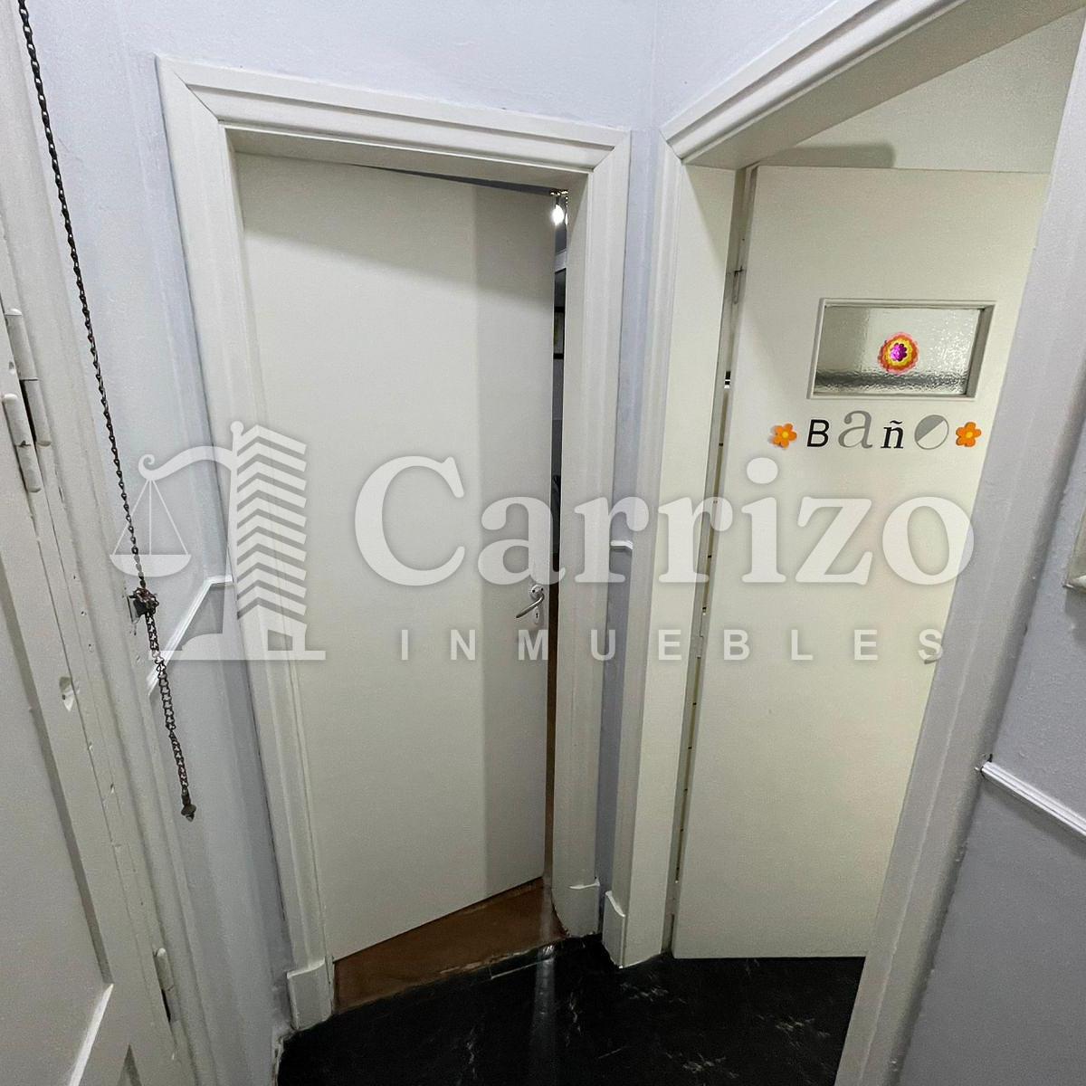 Casa en Venta Apto Para Oficinas/consultorios en Morón 1