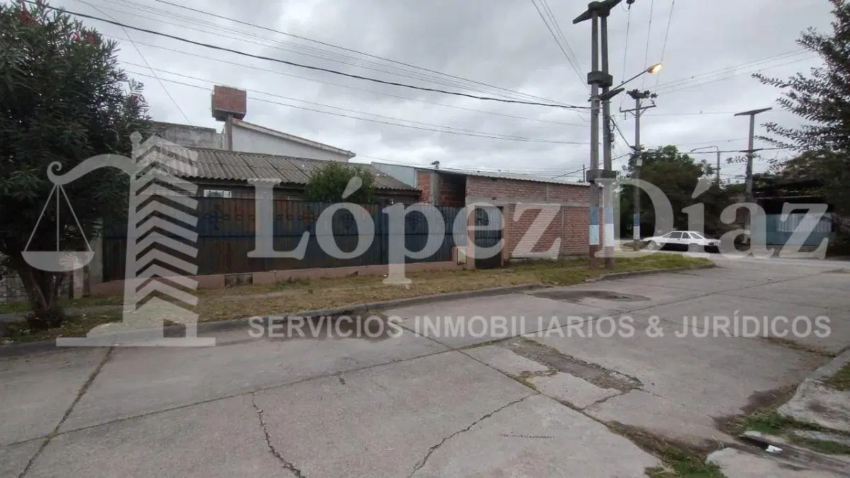 CASA EN VENTA EN BARRIO RASTREADOR FUOURNIER. ROSARIO DE LERMA. SALTA 2