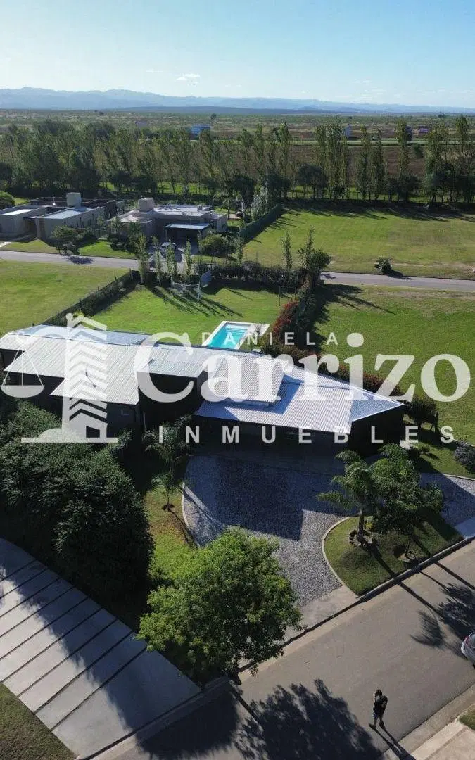 Casa en venta. Barrio Privado Siete Soles. Córdoba 1
