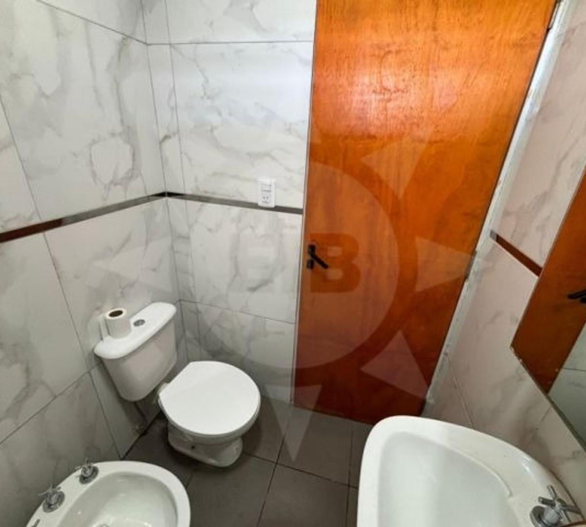 Casa en Venta, 2 Dorm., Sauce Viejo 1