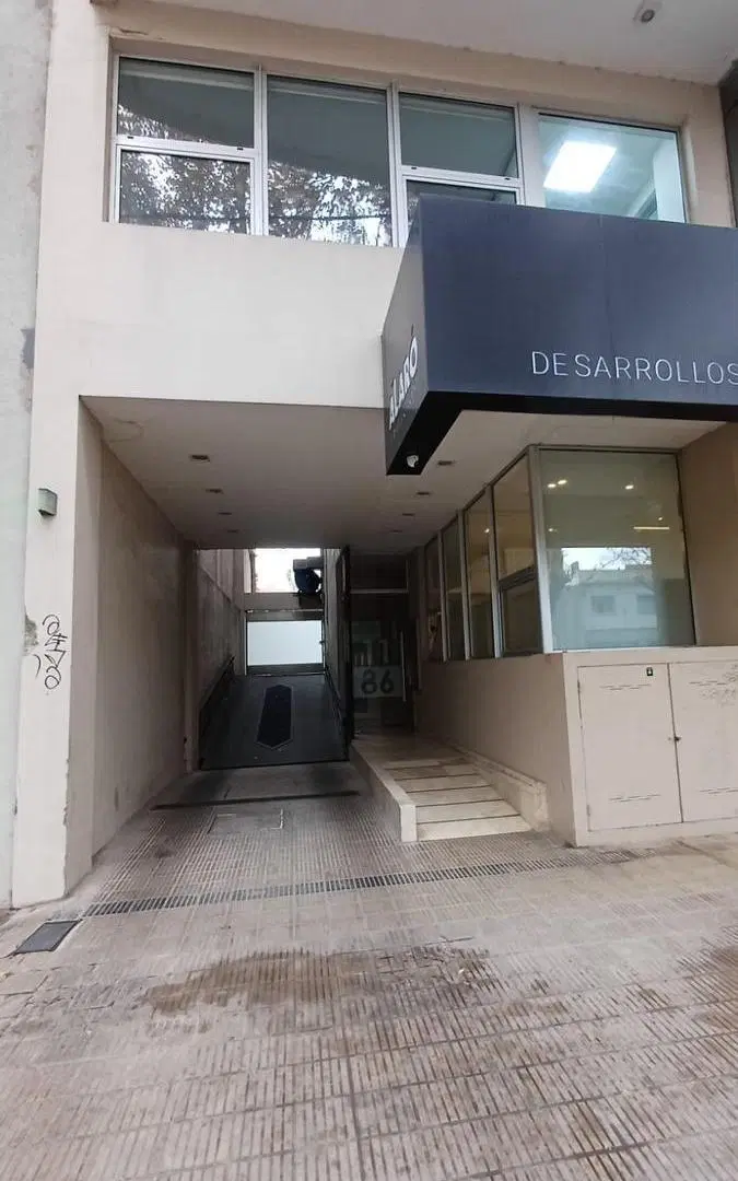 Cochera en alquiler en La Plata 2