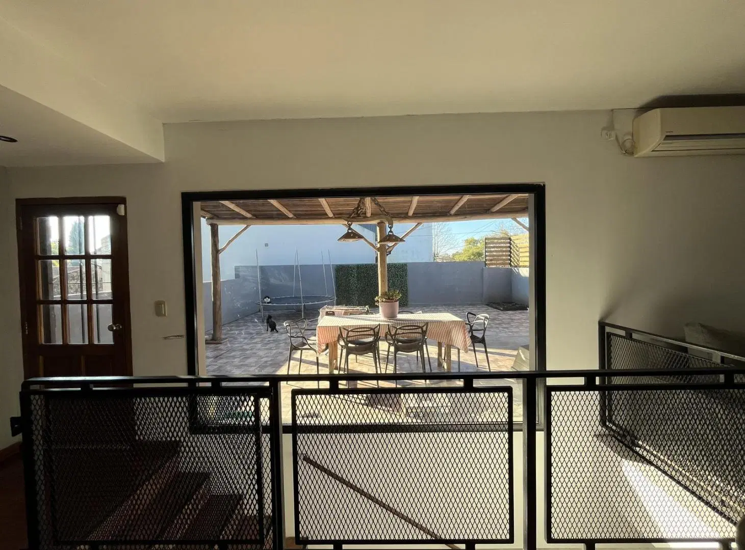Casa en Alquiler Gonnet 4
