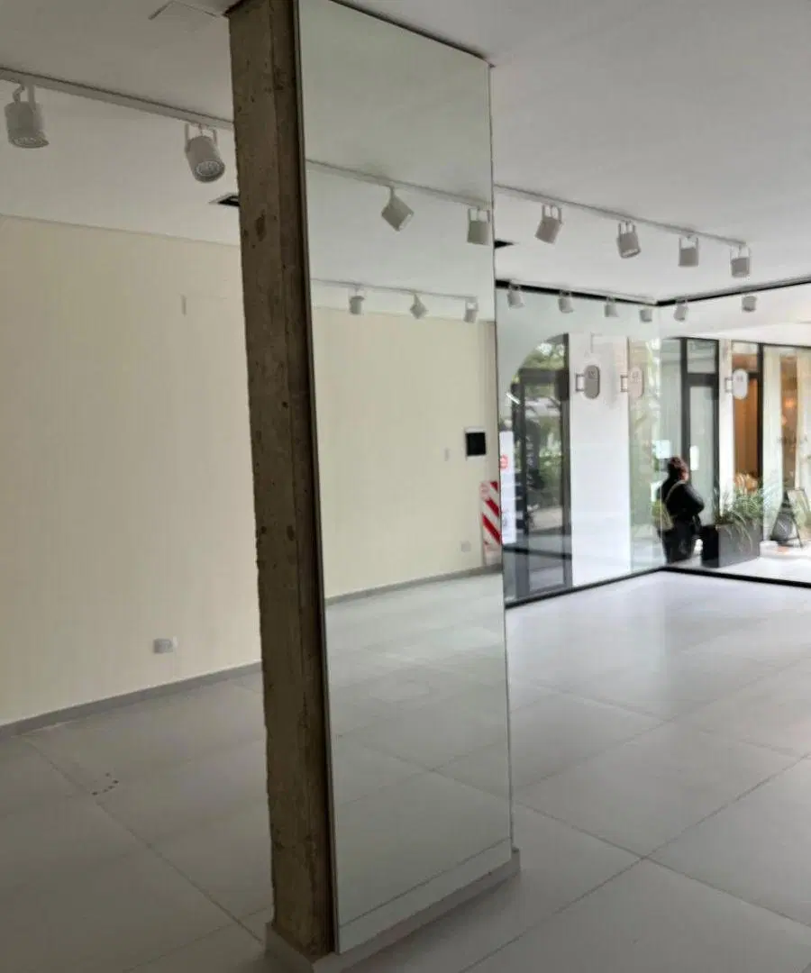 LOCAL COMERCIAL PB EN ALQUILER 2