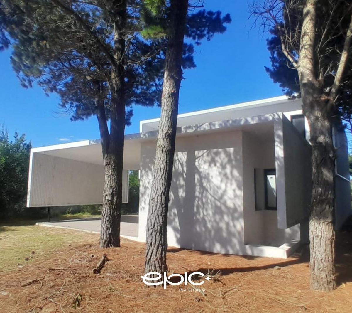 Venta Casa en Senderos IV Costa Esmeralda 1