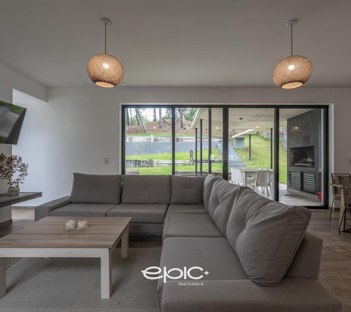 Venta Casa en Costa Esmeralda Residencial I 5