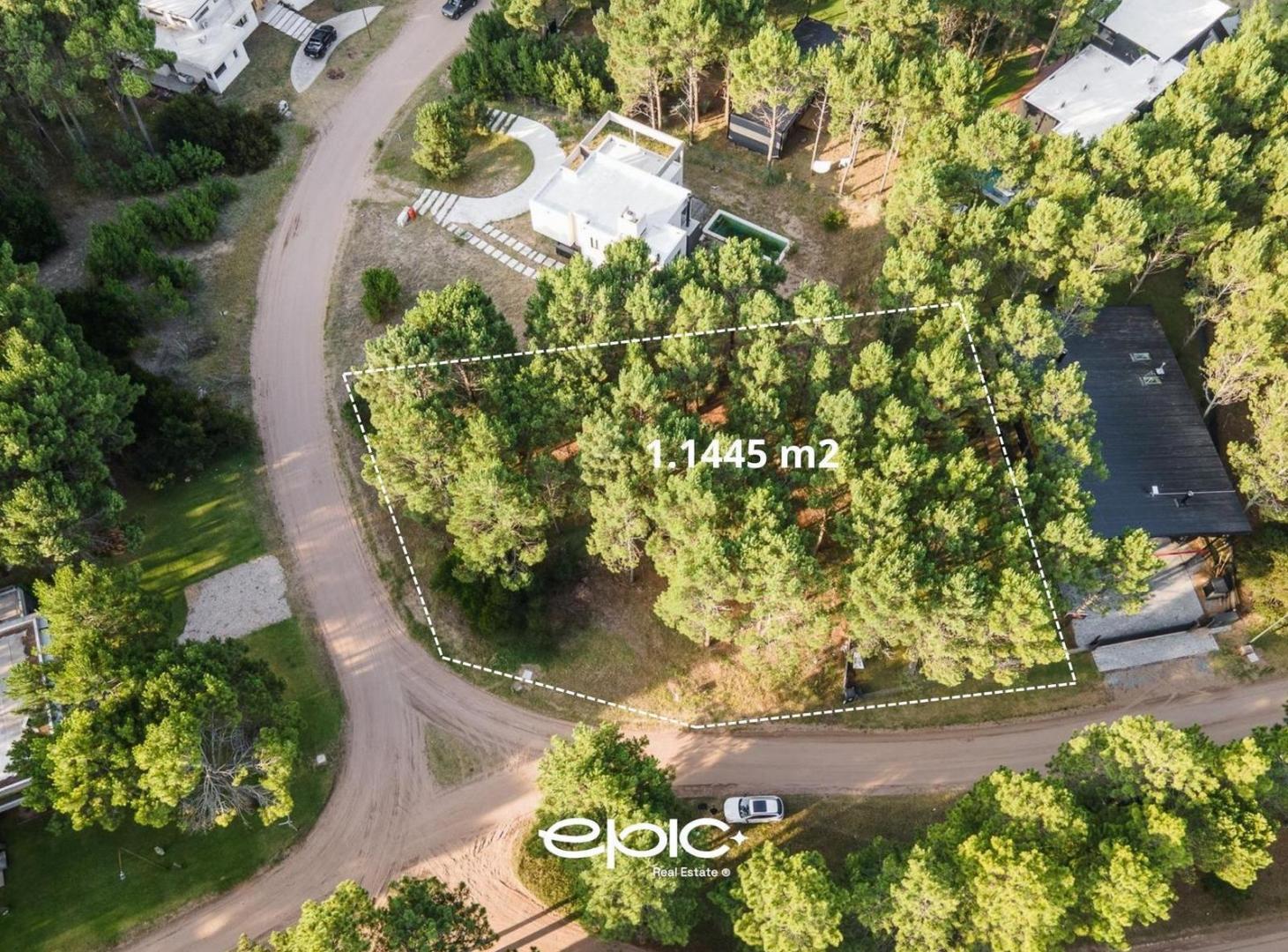 Lote en venta Isla Golf barrio Álamos Con Planos Aprobados