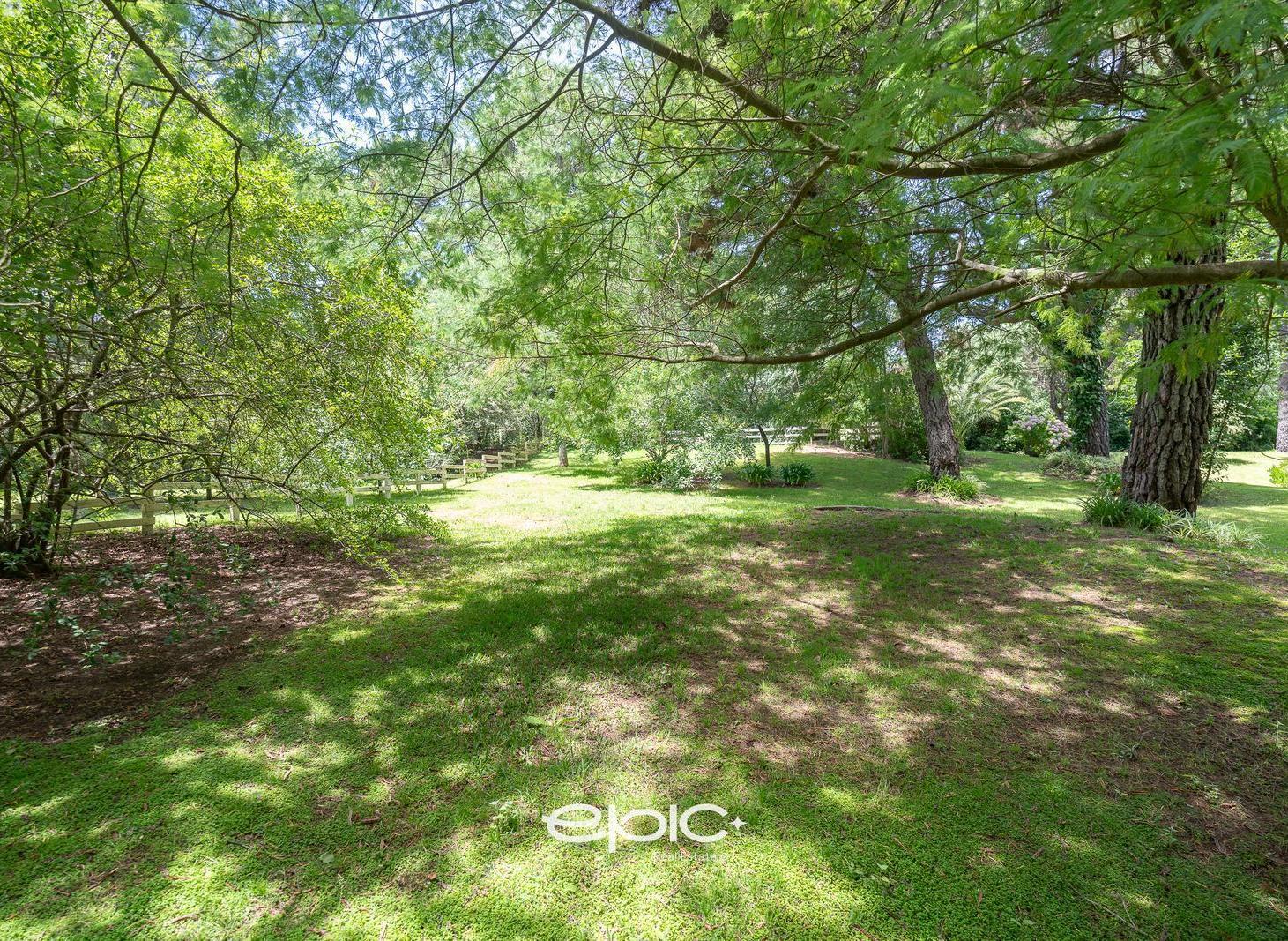 Terreno en venta en Carilo