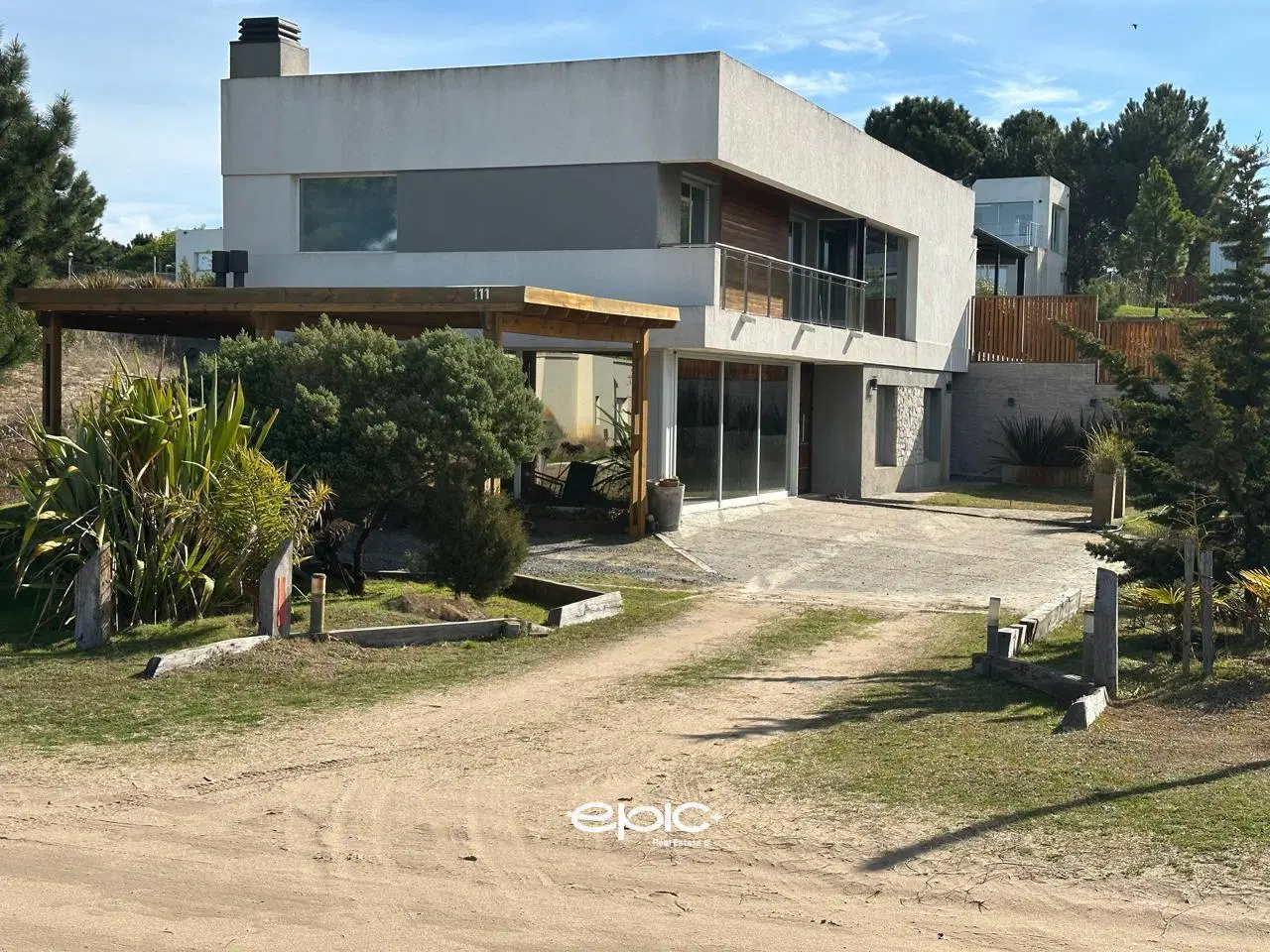 Venta de Casa en Costa Esmeralda 2