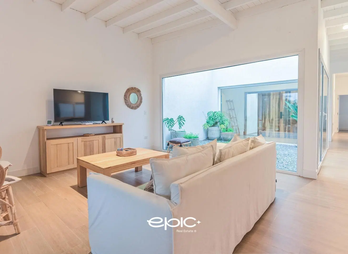 Casa en venta Costa Esmeralda Golf con gas natural y pileta 5