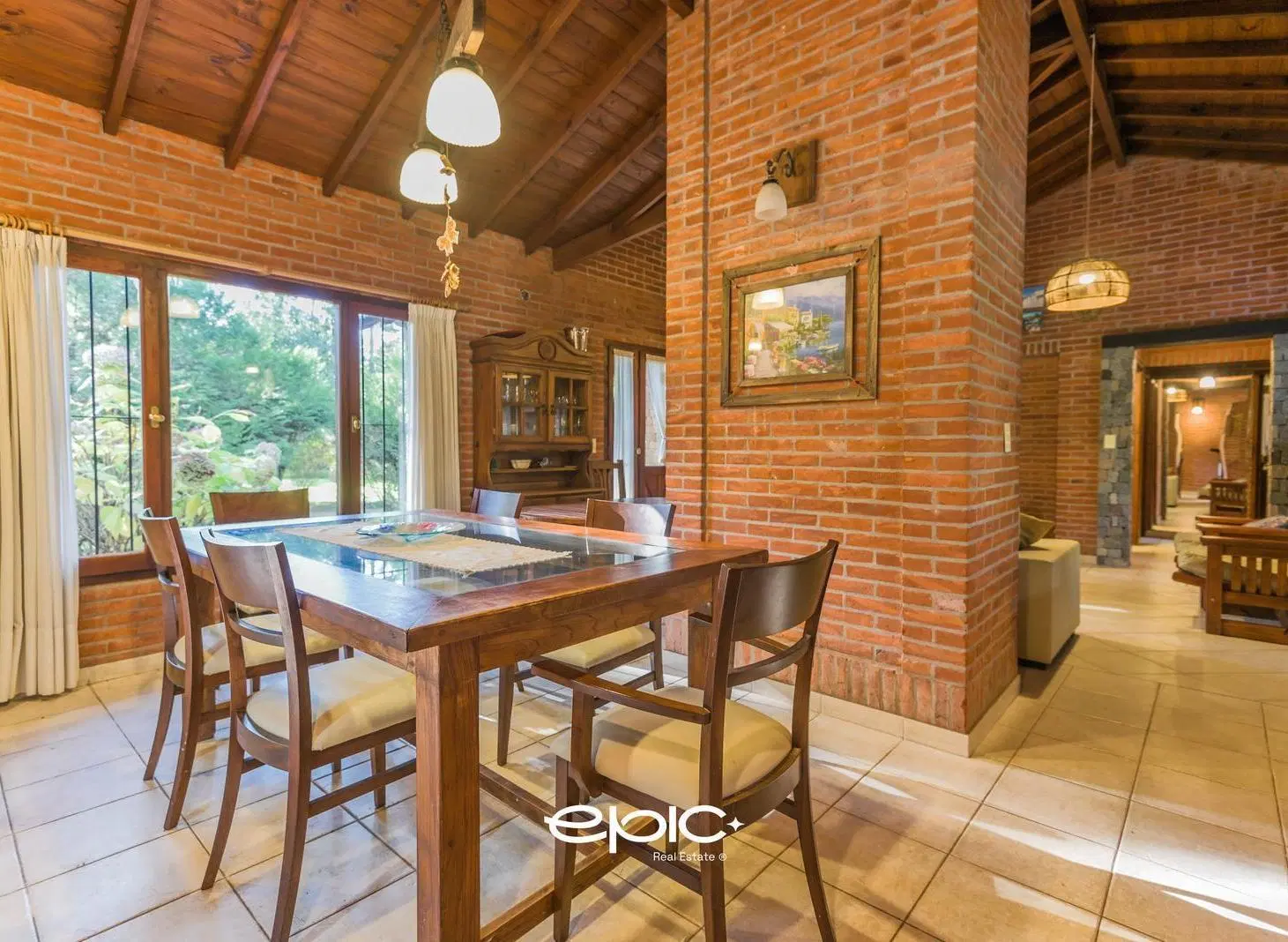 Casa en venta en Carilo con pileta climatizada 5